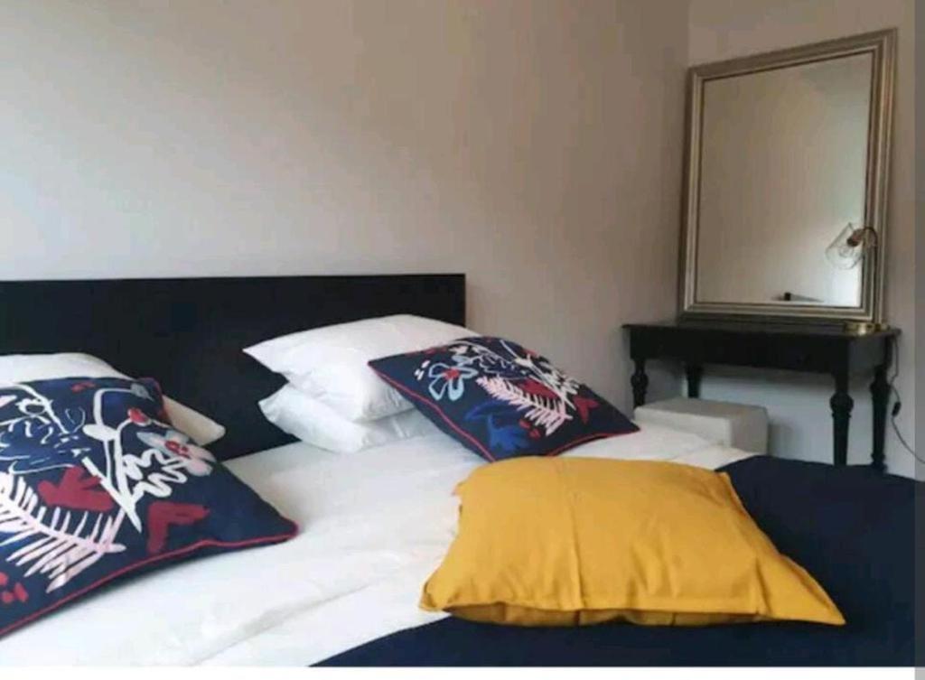 Beautiful Three Queen Beds Apartment In City Center , 100M2, Near Tram Lüksemburg Dış mekan fotoğraf